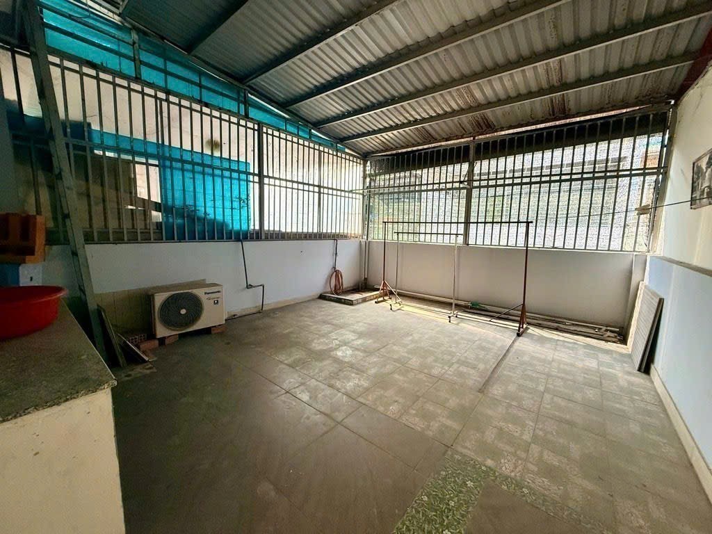 Cần bán Nhà mặt tiền Dĩ An, Bình Dương, Diện tích 92.5m², Giá Thương lượng 10