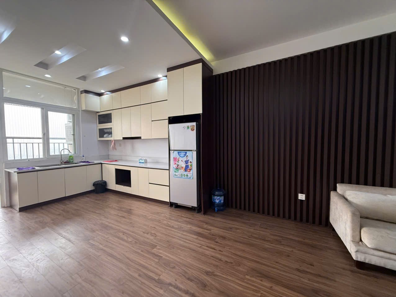 Chính chủ cần bán căn hộ 65m2, 2 Pn, view hồ siêu đẹp tại Thanh Hà-Hà Đông 3