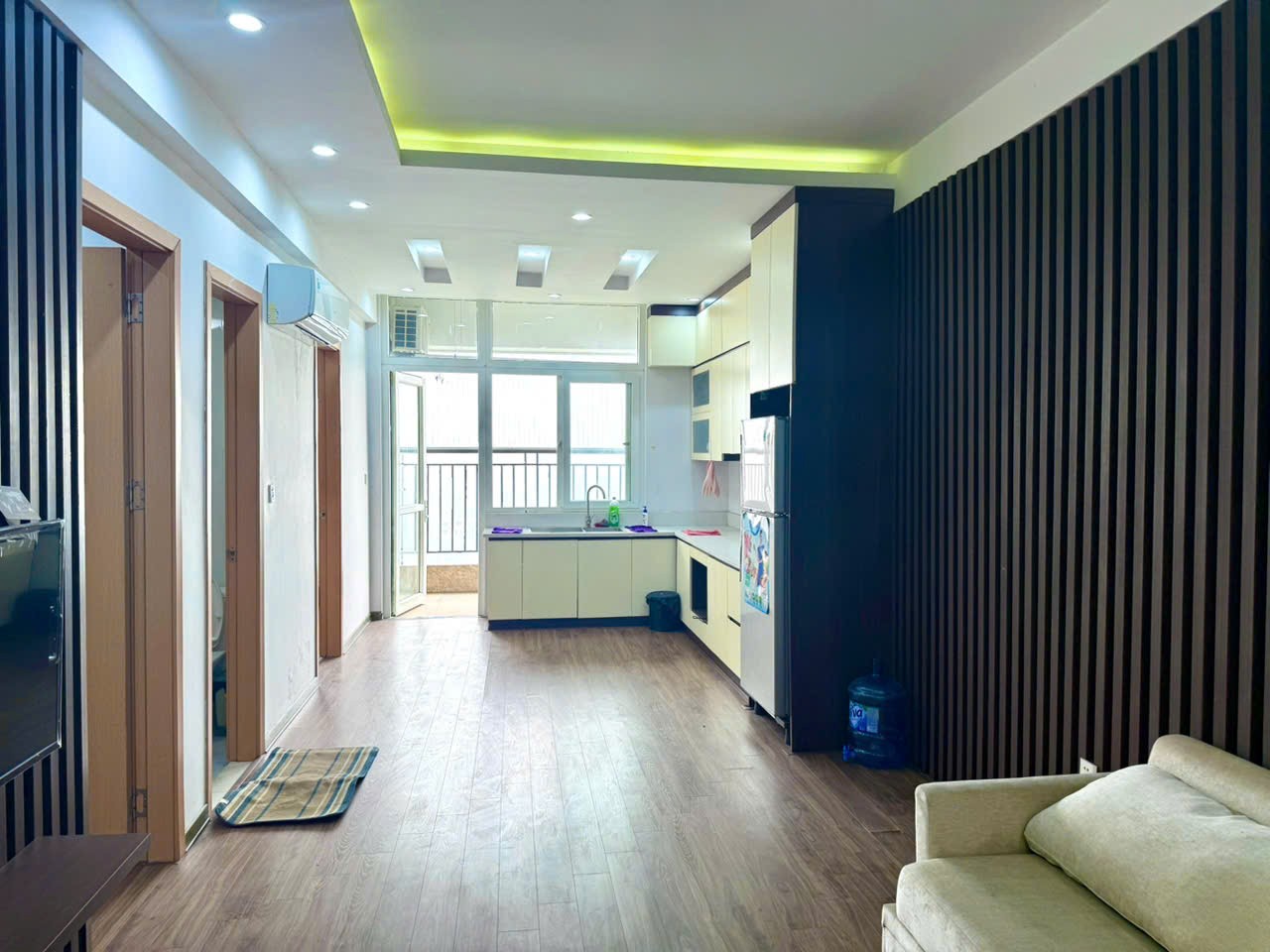 Chính chủ cần bán căn hộ 65m2, 2 Pn, view hồ siêu đẹp tại Thanh Hà-Hà Đông 8