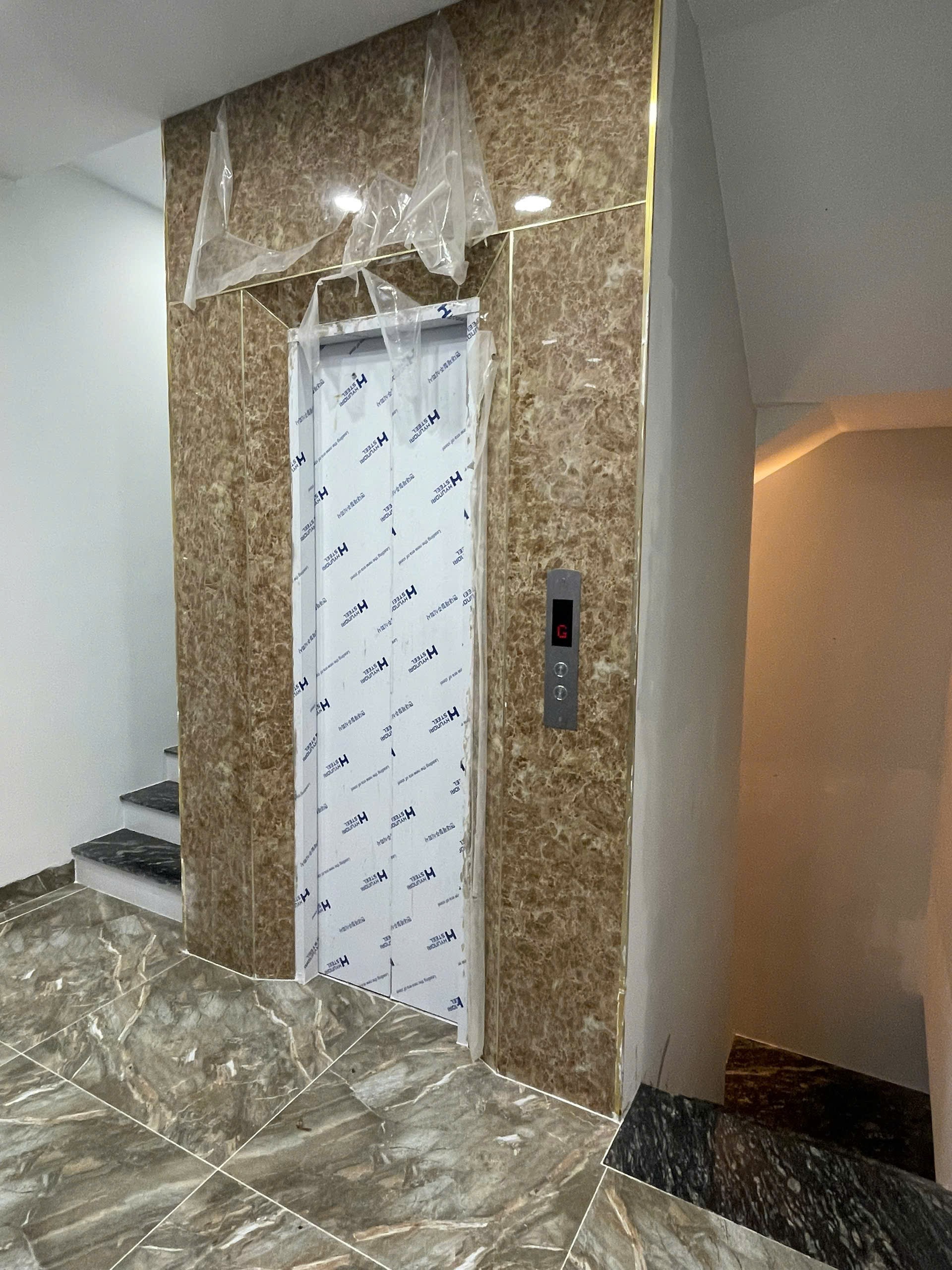 Cần bán Nhà mặt tiền Phường Phú Thuận, Quận 7, Diện tích 119m², Giá 019 Tỷ 4