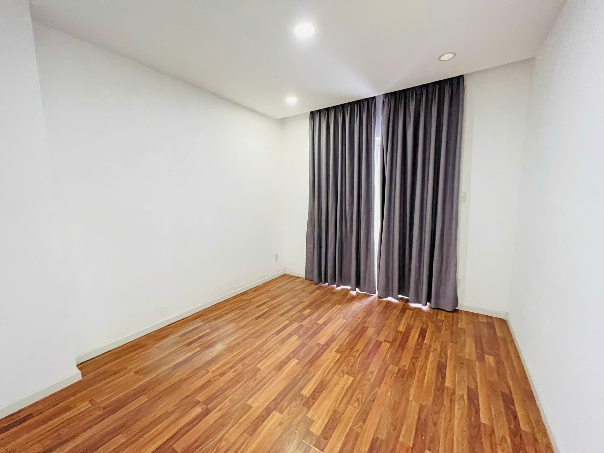 Cho thuê Nhà mặt tiền Phường Phú Hữu, Quận 9, Diện tích 108m², Giá 18 Triệu/tháng 11