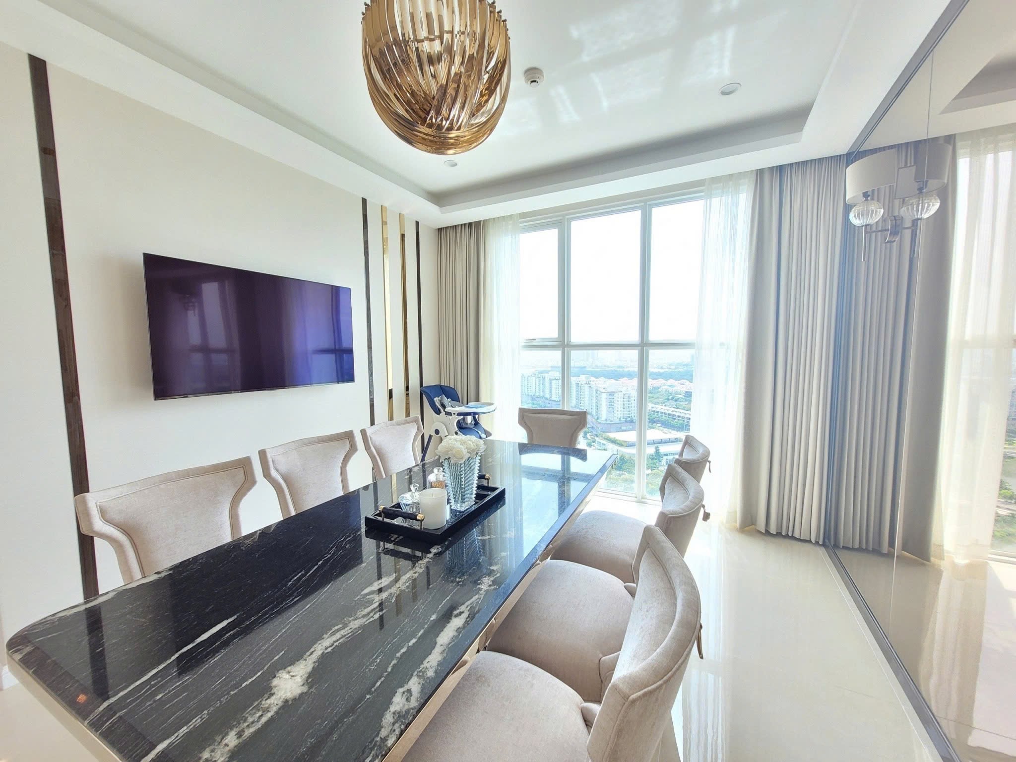 Cần bán Căn hộ chung cư Phường Thủ Thiêm, Quận 2, Diện tích 197m², Giá 32 Tỷ