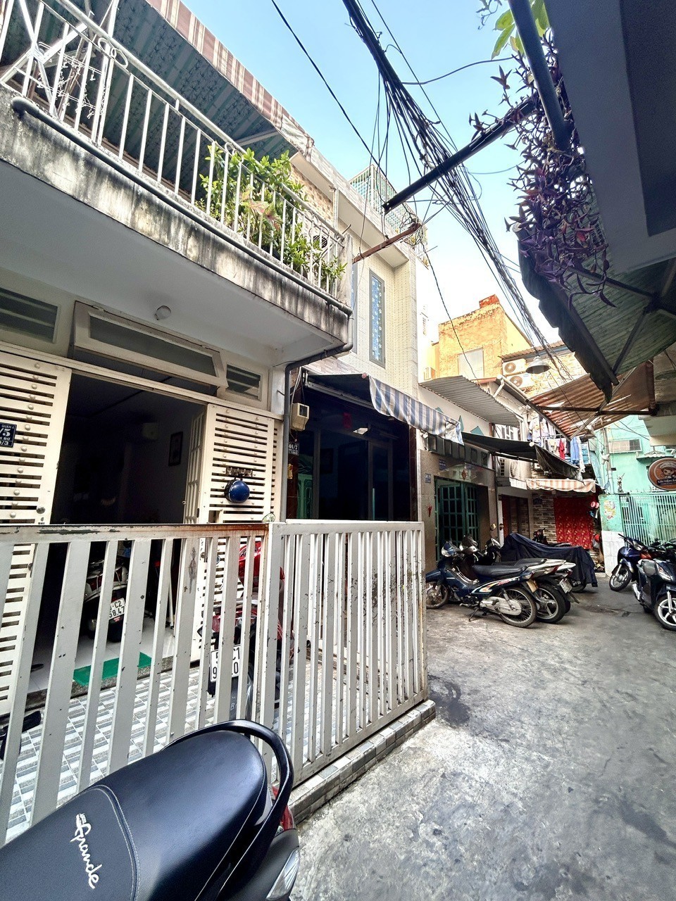 BÁN NHÀ CHỈ 3.98T- CHỈ 10M RA MT XE HƠI Đ.ĐOÀN VĂN BƠ- LƯU THÔNG TÔN ĐẢN - XÓM CHIẾU NGUYÊN TẤT 2