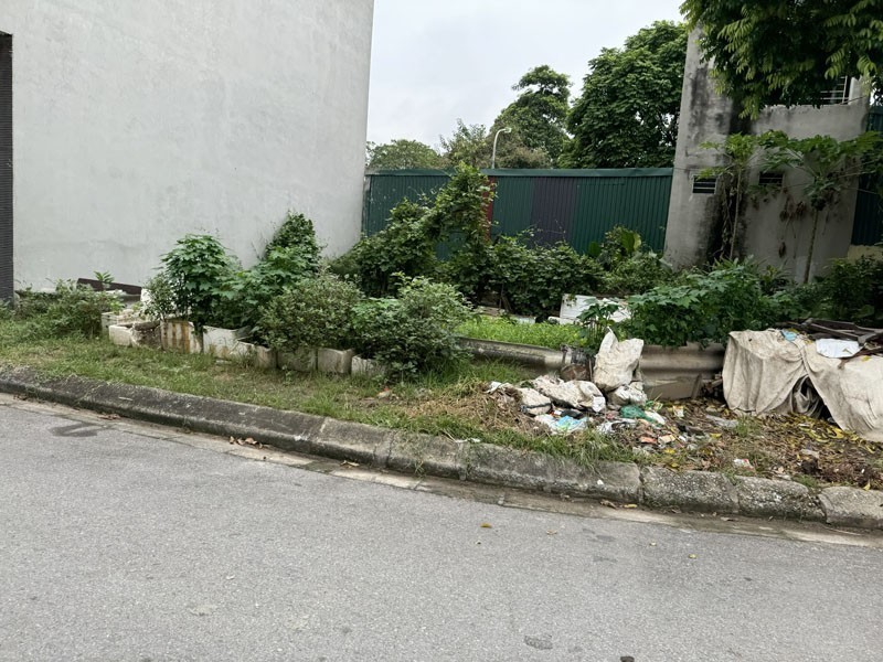 Cần bán 50,78m2 lô góc 3 mặt thoáng ngõ 94/89 Thượng Thanh. Cạnh trường cấp 1 2 3 & Chợ 3