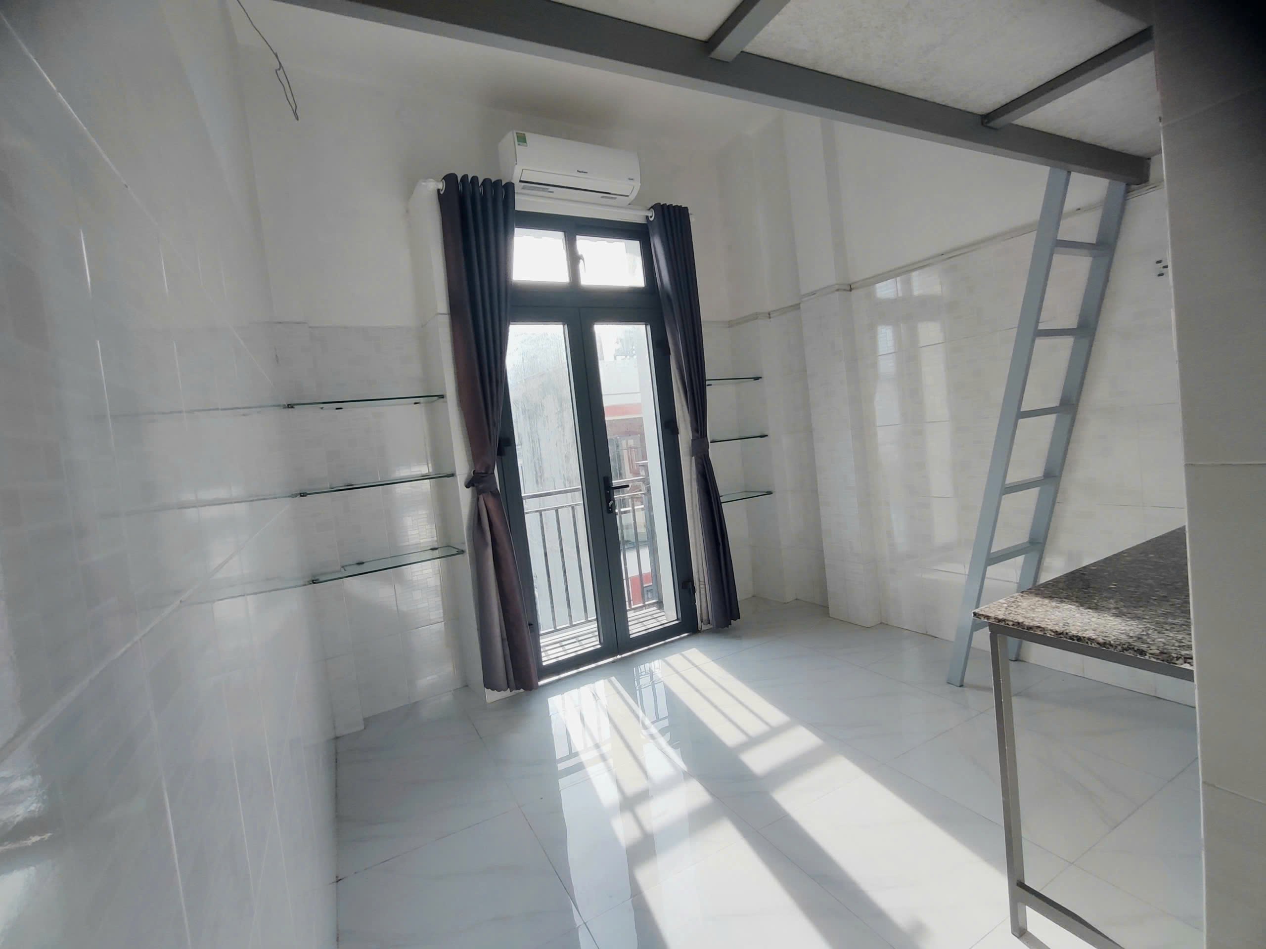 Cần bán Nhà mặt tiền Phường Hiệp Phú, Quận 9, Diện tích 74m², Giá 10 Tỷ 10