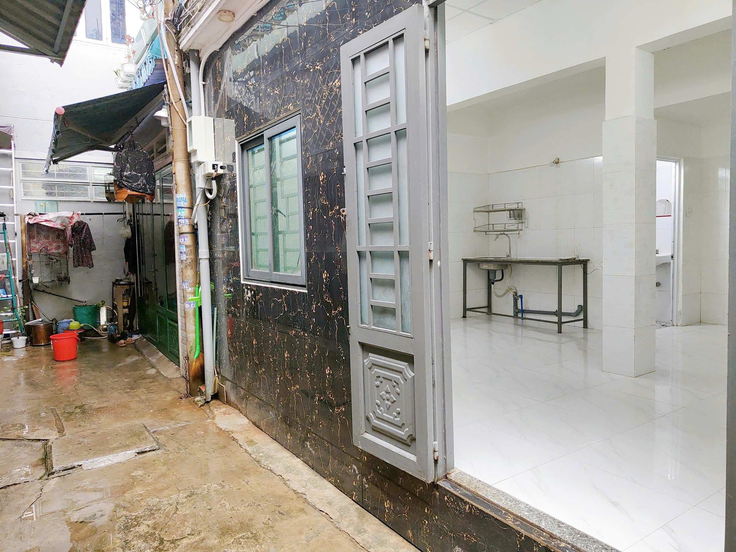 Cần bán Nhà mặt tiền Phường Hiệp Phú, Quận 9, Diện tích 74m², Giá 10 Tỷ 3
