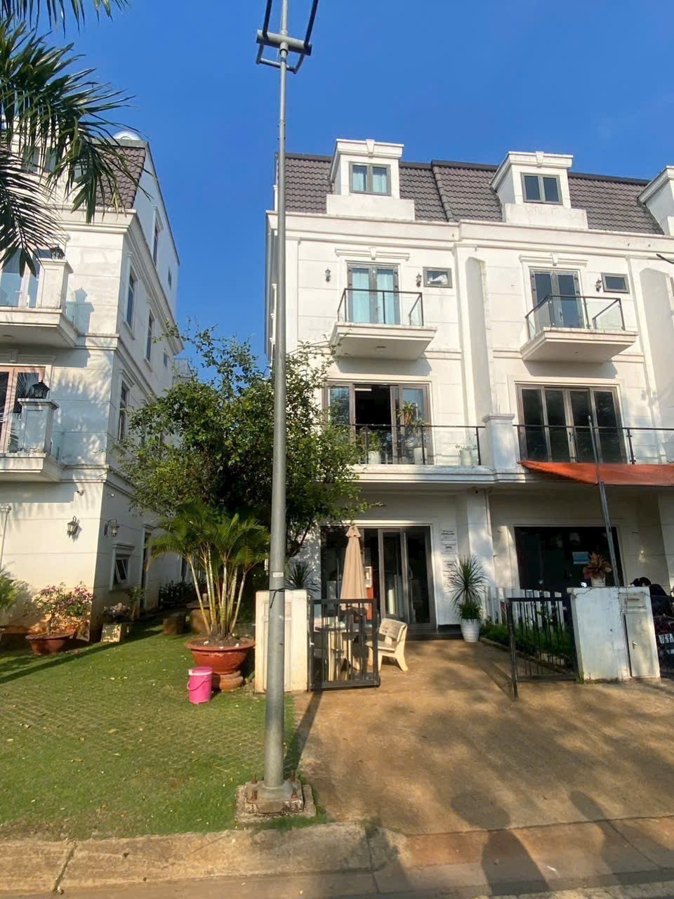 Cần bán Nhà mặt tiền Phường Trường Thạnh, Quận 9, Diện tích 106m², Giá 8 Tỷ 2