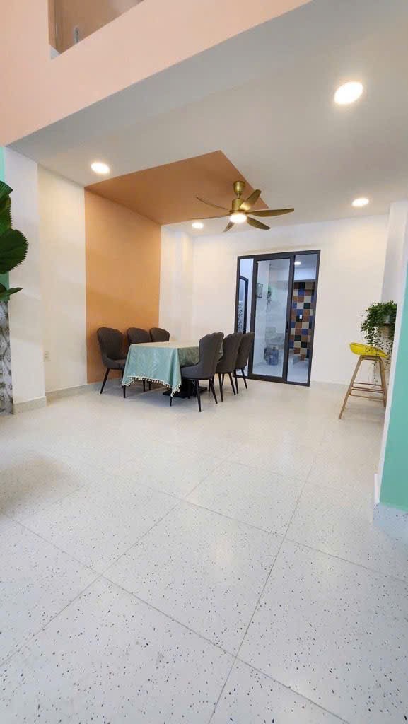 NHÀ CÓ LỘC 61,6M2 – Ở YÊN ỔN, KINH DOANH TỐT, GIÁ 6,16 TỶ 3