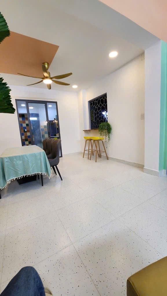 NHÀ CÓ LỘC 61,6M2 – Ở YÊN ỔN, KINH DOANH TỐT, GIÁ 6,16 TỶ 4