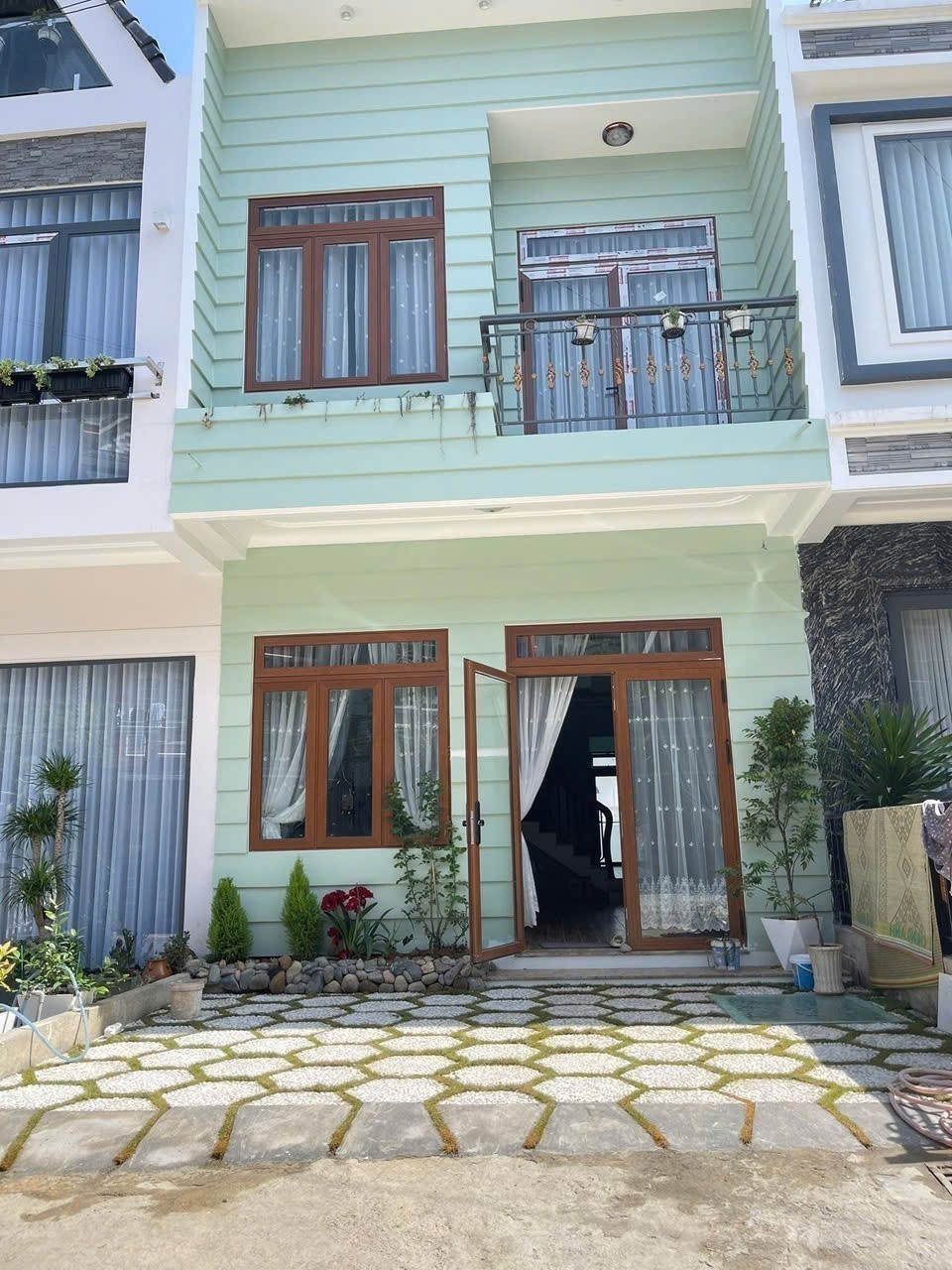Cho thuê nhà 3 phòng Phù Đổng Thiên Vương, phường 8 Đà Lạt 17 triệu/tháng