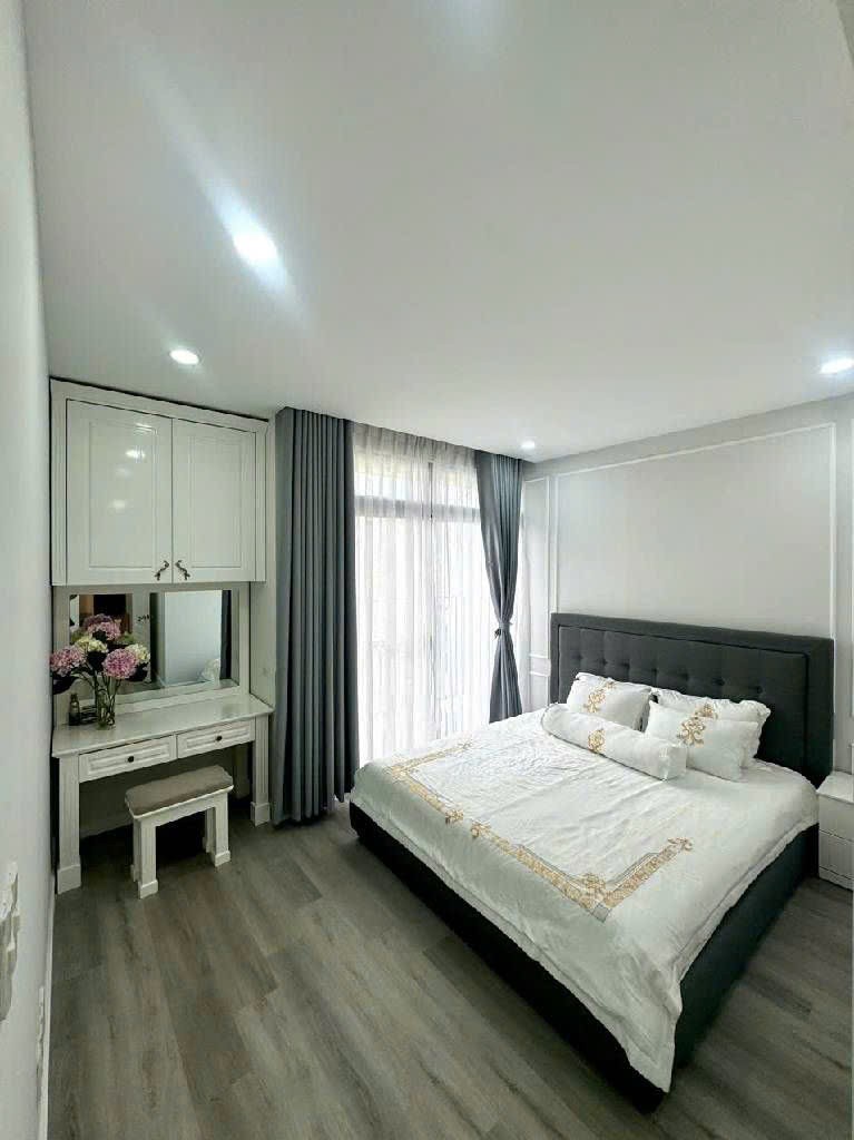 SIÊU PHẨM CĂN HỘ PHÚ MỸ HƯNG – ĐỐI DIỆN TRƯỜNG ĐINH THIỆN LÝ – DT 95M2 - GIÁ 9. x TỶ. 4