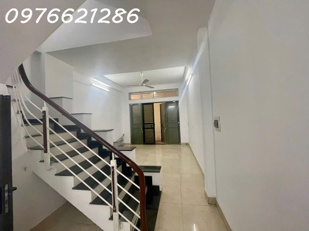 BÁN NHÀ 3 TẦNG- Ô CÁCH – 45M² – MT 4M – 7,3 TỶ – CÁCH 1 NHÀ RA PHỐ – GIÁ QUÁ TỐT 2