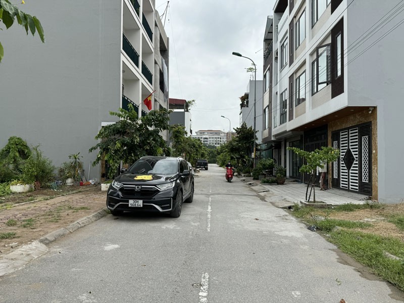 Bán đất tái định cư Trâu Quỳ, 119m2. Vị trí vàng, đường thông phố Thành Trung, kinh doanh tốt 3