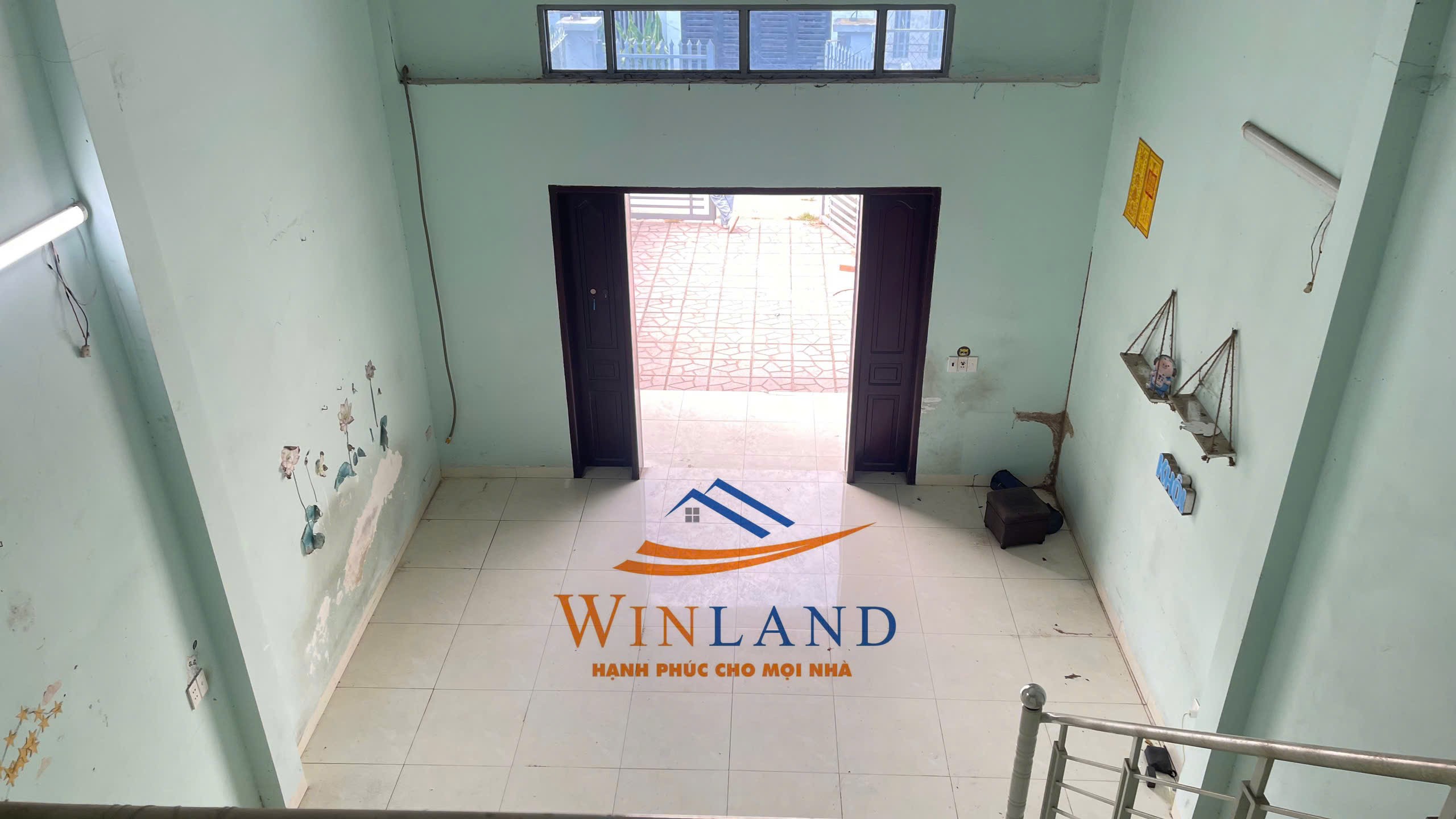 Bán nhà 1 sẹc Nguyễn Văn Hoài 5x22m gác lửng sân ô tô gần THCS Tân Phong 2