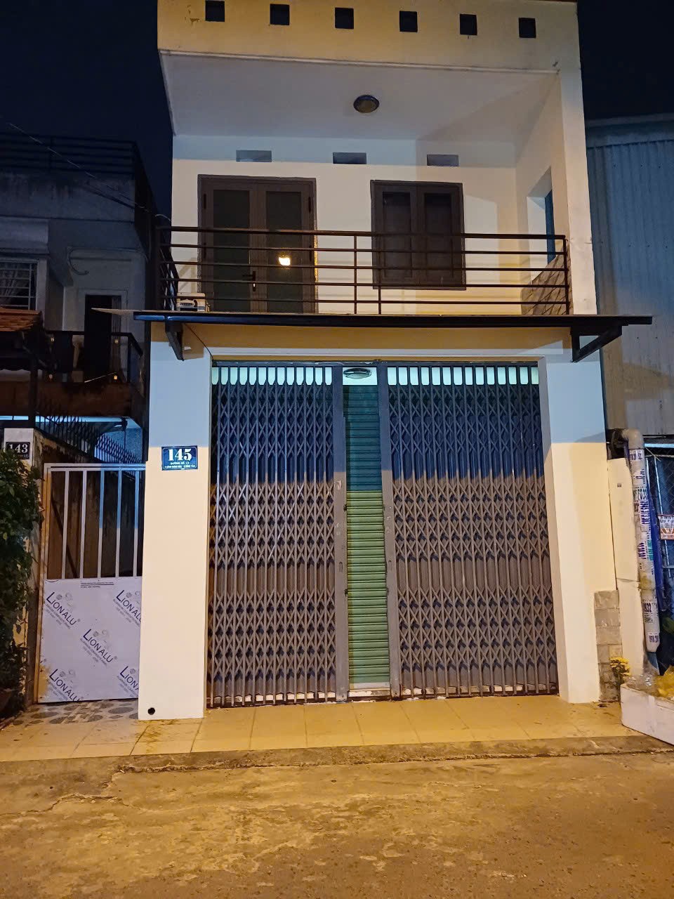 Bán nhà mặt tiền kinh doanh đường số 13, Bình Hưng Hòa dt 104m2 , 1 lầu , 2pn, 2wc giá 9,38 tỷ 6