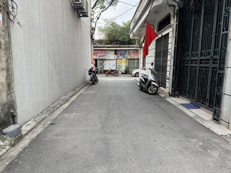 Cắt lỗ để đi nước ngoài: 37,6m2 nhà C4 Trâu Quỳ, kinh doanh Spa/Nail đỉnh, Sổ đỏ chính chủ 3
