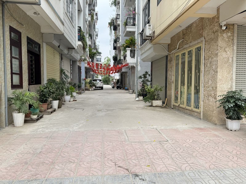 Đất vàng TĐC Ngọc Thụy: 30m2 vuông vức, cạnh trường Việt Pháp, hạ tầng đỉnh cao 6