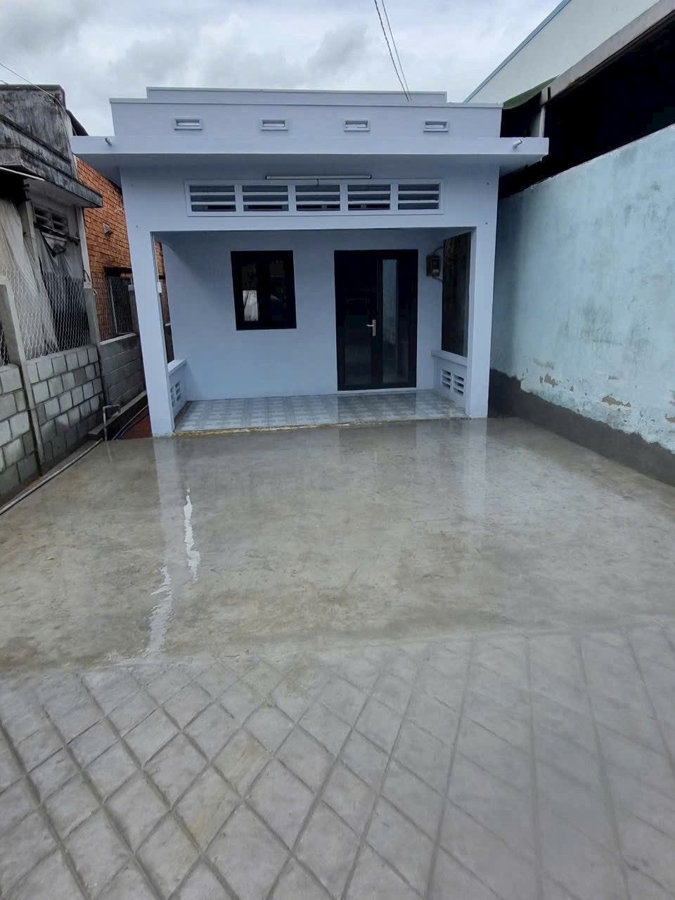 Bán nhà cấp 4 đường beton oto xã Tân Thông hội dt 205m2 1 trệt 2pn, 1wc giá 4,6 tỷ 2