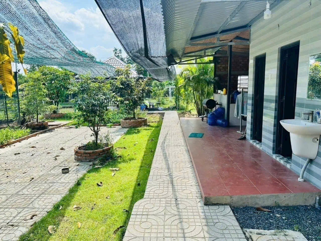 Nhà vườn đẹp trang bị hồ bơi, hồ cá xã Bình Đức , Bến Lức tdt 1850m2 ( 400m2 thổ cư) giá 8,5 tỷ 3