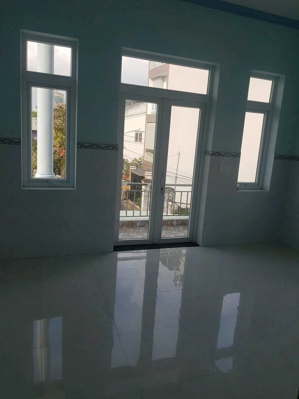 Bán nhà góc 2mt khu phố Ông Nhiêu , p Long Trường,q9 ,dt 110m2 , 2 lầu, 4pn,4wc giá 6,5 tỷ 7