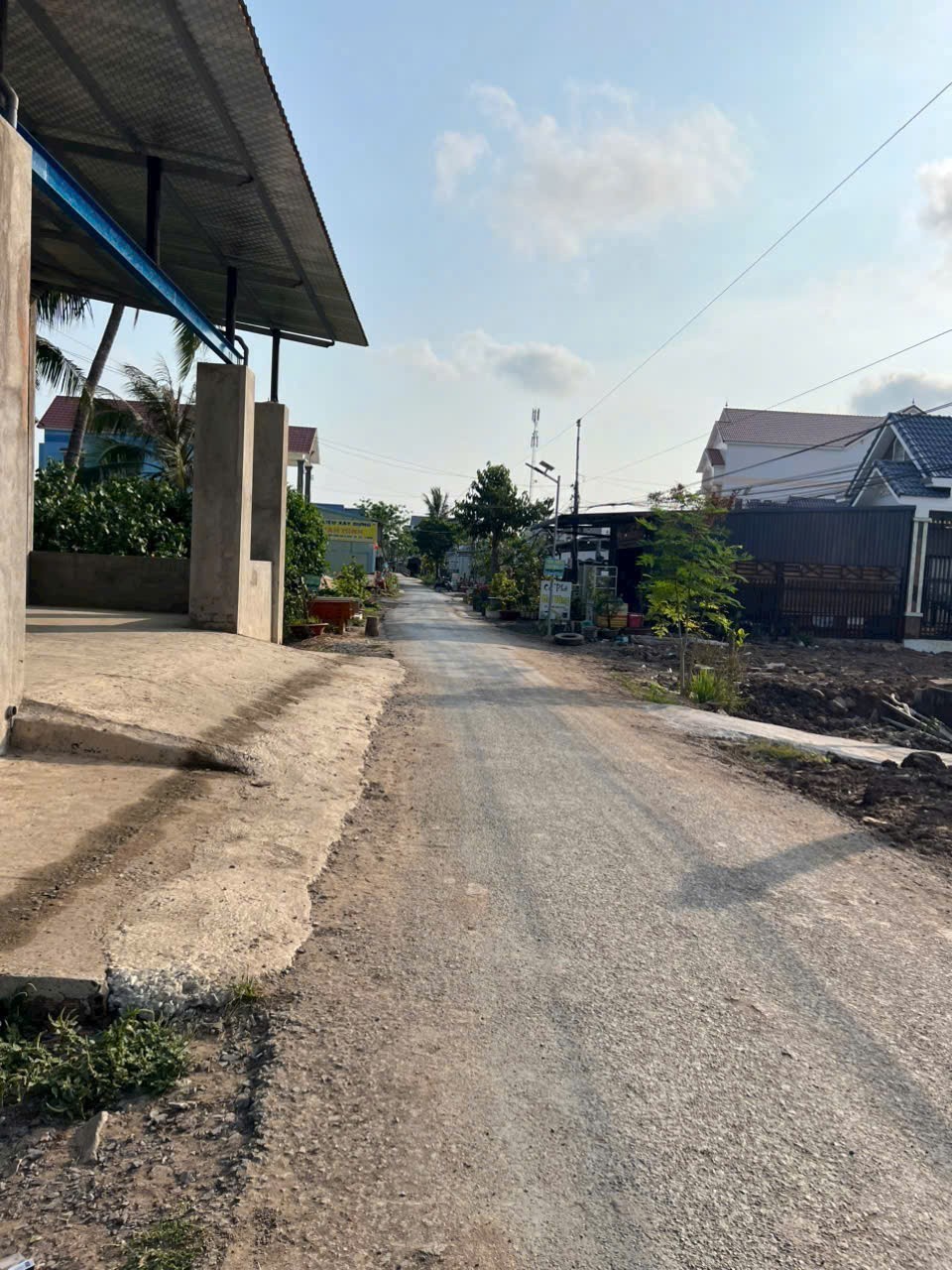 Bán đất mặt tiền đường nhựa view sông Xáng Lớn ấp 6,xã Lương Hòa dt 328m2 full thổ giá 3,4 tỷ 5