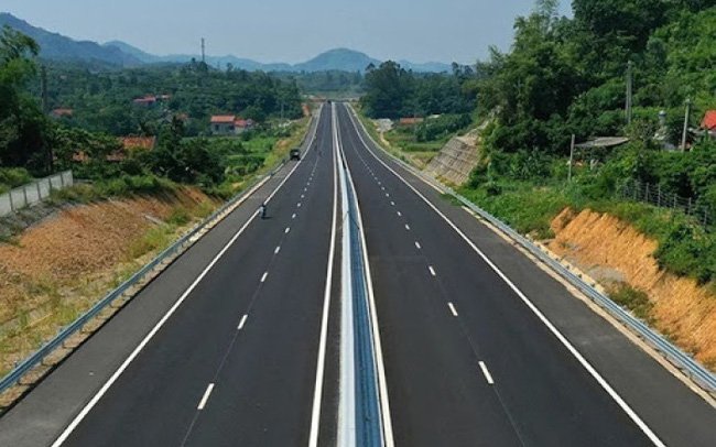 Đón đầu thông xe cao tốc, đất vườn ngay điểm giao cao tốc thuộc thị trấn Ma Lâm, chỉ từ 400tr, SHR