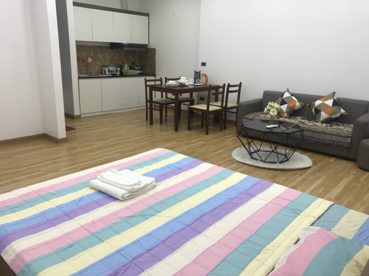 Cho thuê Chung cư mini đường Kim Mã, Phường Kim Mã, Diện tích 45m², Giá Thương lượng 3