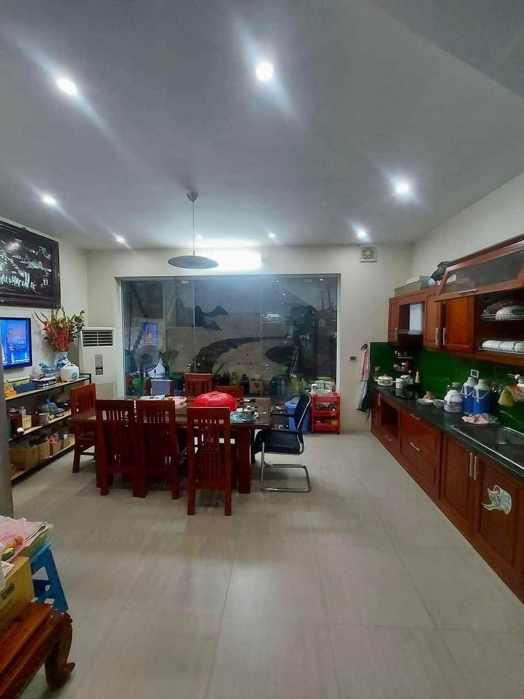 Cần bán Biệt thự đường Nguyễn Trãi, Phường Khương Trung, Diện tích 100m², Giá Thương lượng 5