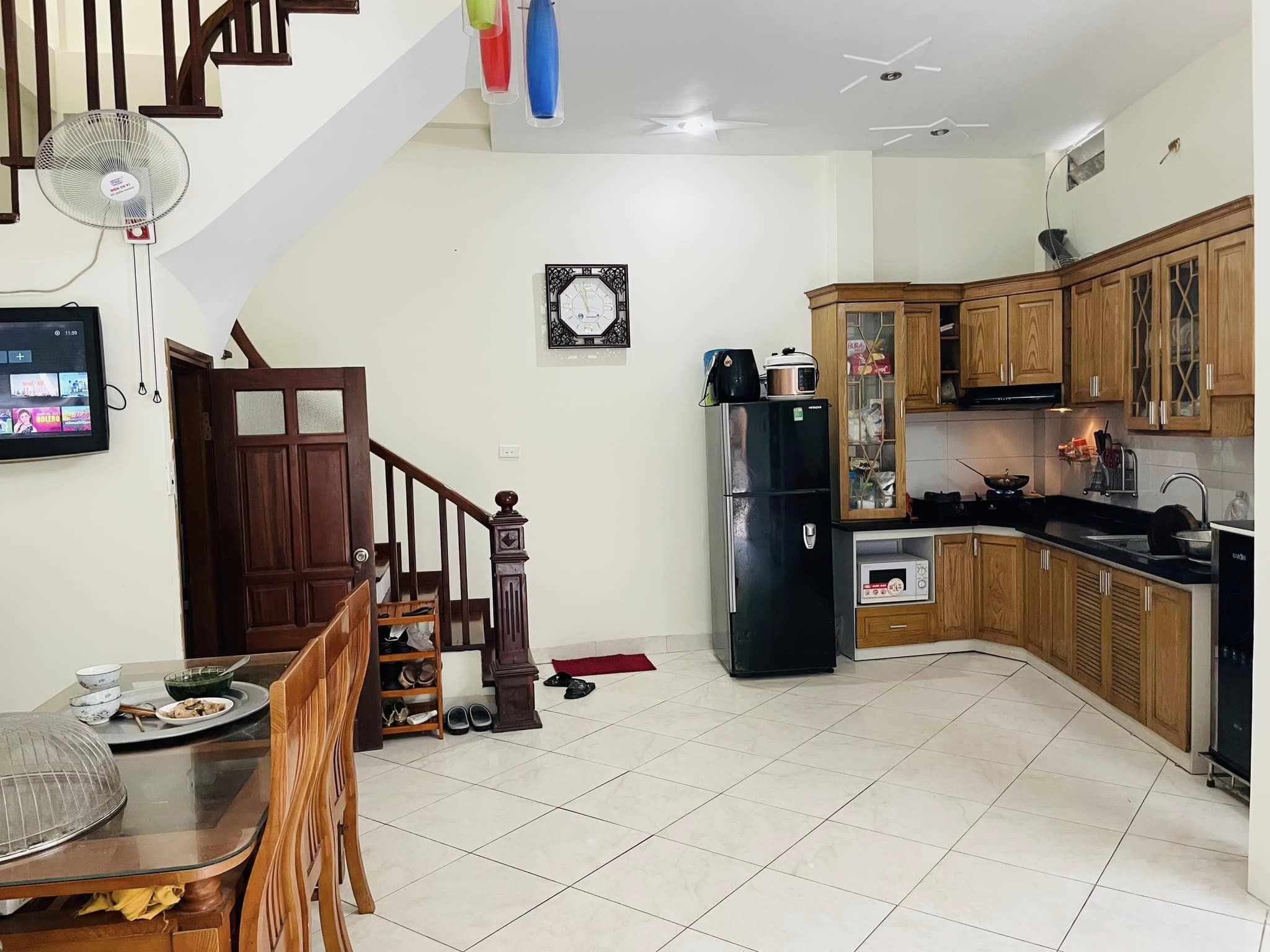 BÁN NHÀ XUÂN PHƯƠNG 3 TỶ 4 38M2, 5 TẦNG Ô TÔ TRÁNH TRƯỚC CỔNG, SÁT PHỐ 2
