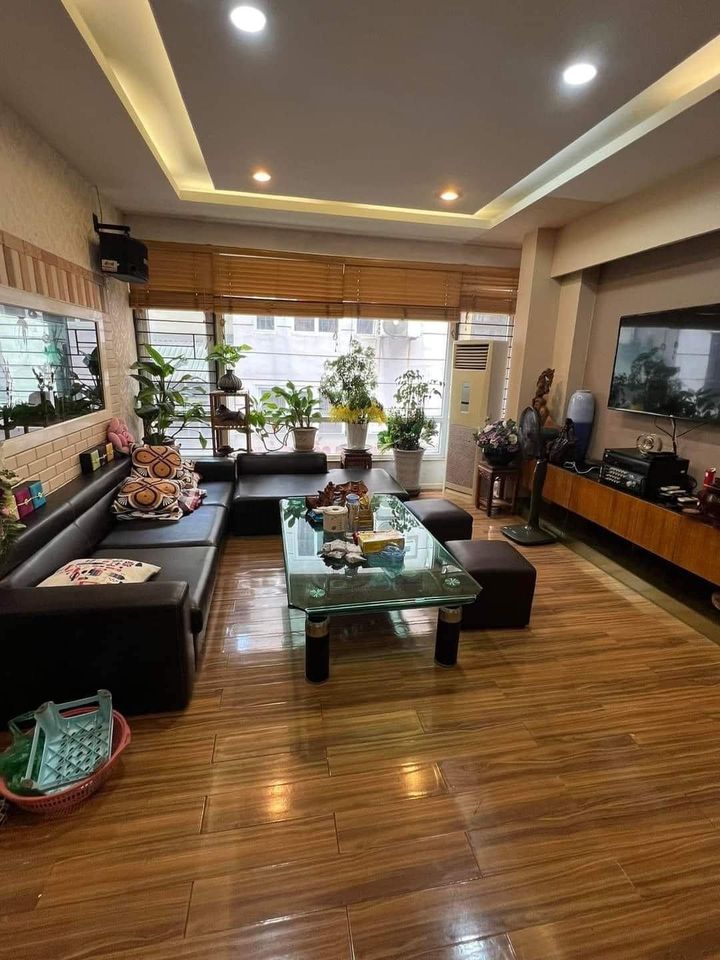Cần bán Nhà mặt tiền Phường Cống Vị, Ba Đình, Diện tích 37.5m², Giá 5.5 Tỷ