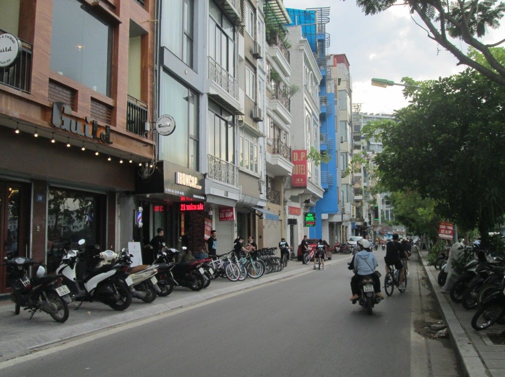 Cần bán Nhà mặt tiền đường Từ Hoa, Phường Quảng An, Diện tích 38m², Giá 22.38 Tỷ 3