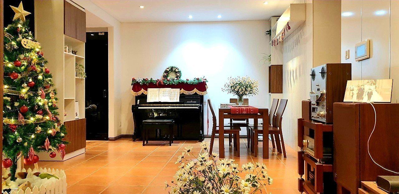 Bán nhanh căn 2PN, 90m, view hồ, full đồ, giá rẻ, đẹp nhất toà A Mulberry Lane.