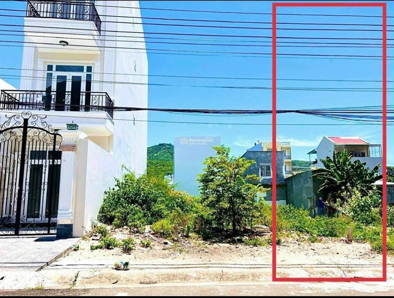 Cần bán lô đất mặt tiền đường Nguyễn Khoái rộng 13m, Hòn Sện - Vĩnh Hòa - Nha Trang