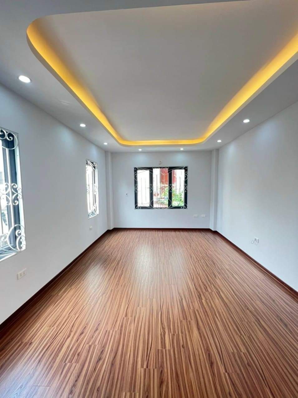 Bán Nhà gần Nhổn, Kim Chung 32M2 xây 5 Tầng, 4 phòng, đường lớn, ôtô đỗ gần giá 2.9 tỷ 3