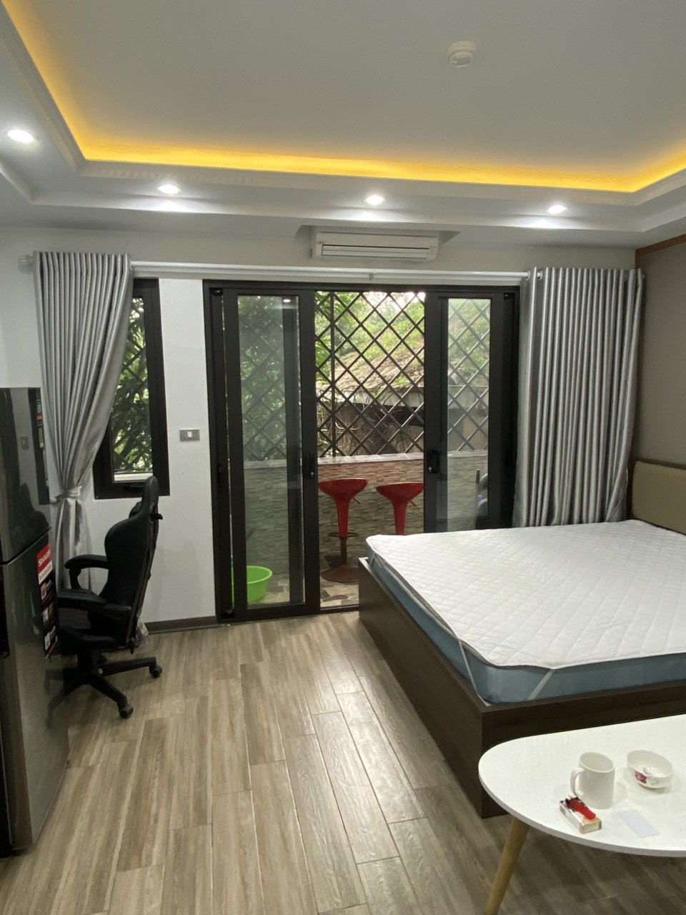 Cho thuê Căn hộ dịch vụ Studio siêu đẹp Full đồ tại Ngõ 193 Trích Sài, Tây Hồ. Chỉ 6tr 4