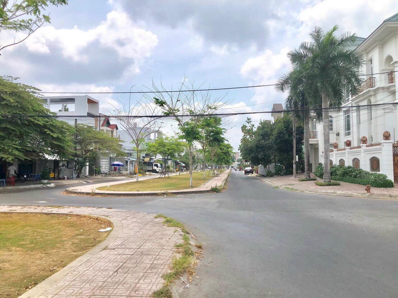 Nền 60m2 sh đối diên công viên đường 12 khu Hưng Phú, 2.75 ty
