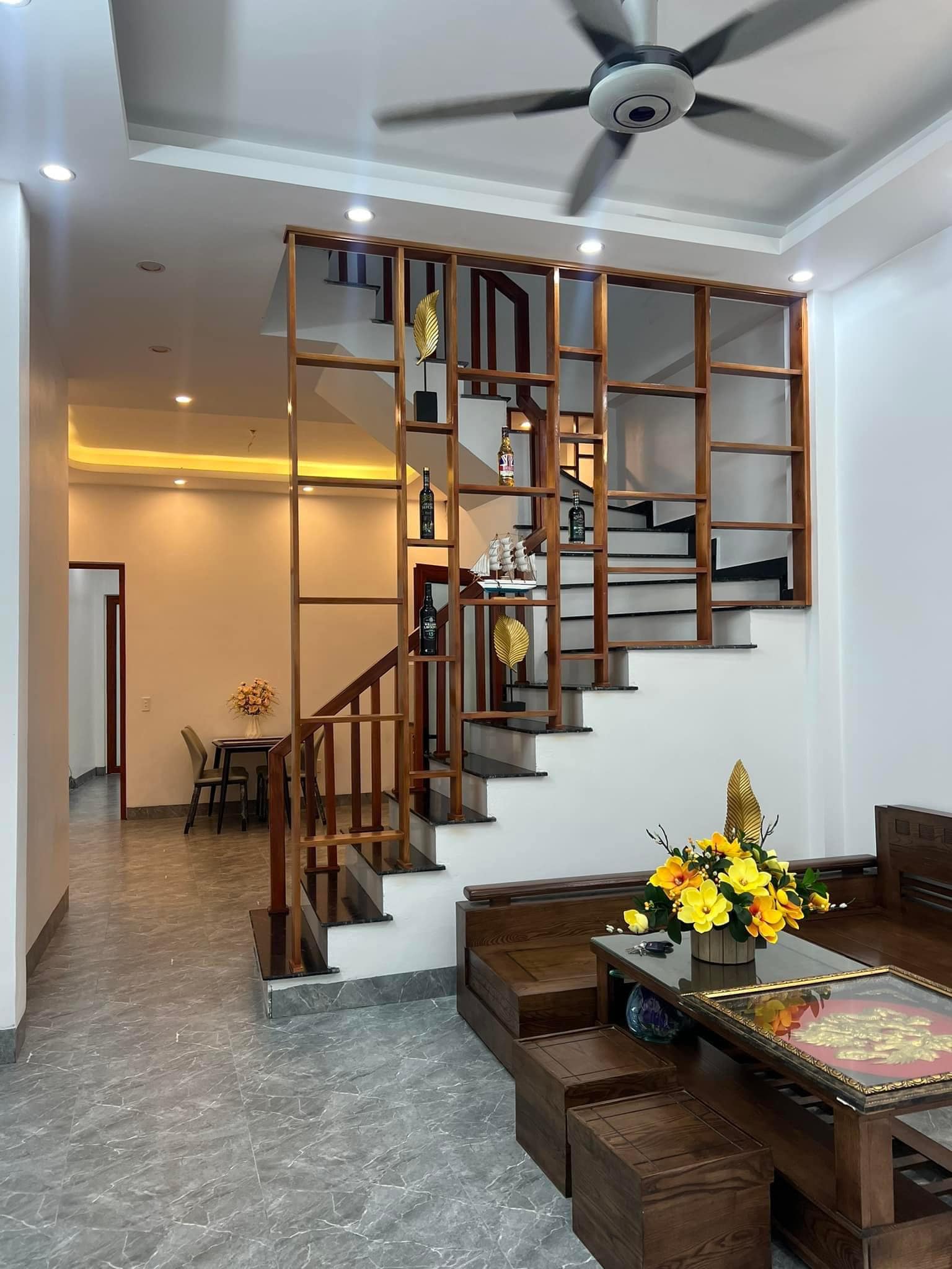 Bán nhà 2 tầng ngõ phố An Ninh, TP HD, 62.5m2, 3 ngủ, thiết kế đẹp, giá tốt, trung tâm 7
