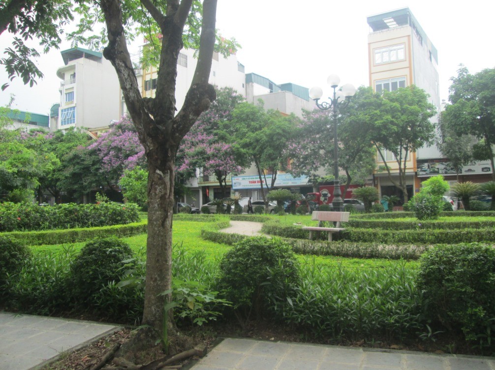 Tôi bán đất mặt ngõ 144 Cổ Linh view công viên cạnh AEON Mall 135m2 chỉ 18.9 tỷ. LH 0989.62.6116 2