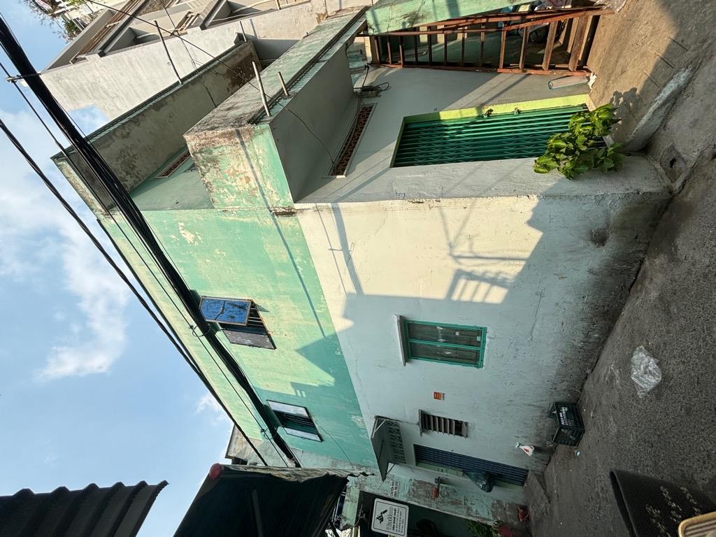 Bán nhà 1 đời chủ đường Tô Hiệu, Tân Phú, nhà cấp 4, ngang 5.5m dài 7.5m, hẻm 5m thông, giá đầu tư 2