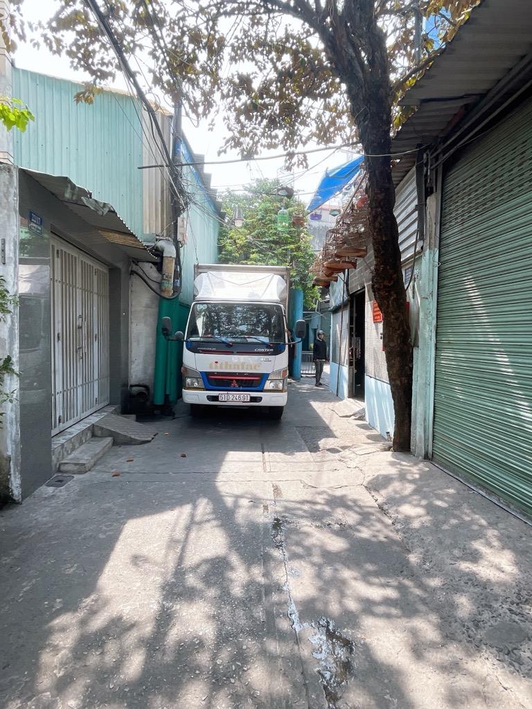 Bán nhà gần ngã 3 Nguyễn Sơn - Thoại Ngọc Hầu, Tân Phú, 65m2 2tầng, Hẻm xe tải 8m , giá chỉ hơn 6tỷ 1