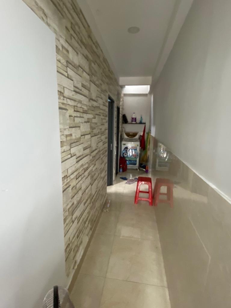 Bán nhà MT đường gần chợ Tân Hương, Tân Phú, 60m2, MTKD 10m thông Lũy Bán Bích, 2 tầng, giá chỉ 2