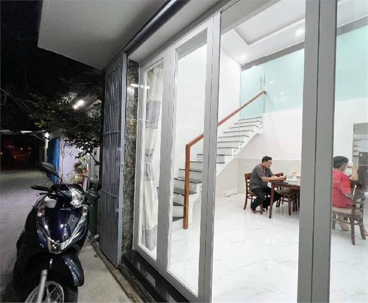 Bán nhà gần nút giao Âu Cơ - Trường Chinh, Tân Phú, 40m2, 2tầng, 4x10, giá chỉ hơn 4tỷ 1