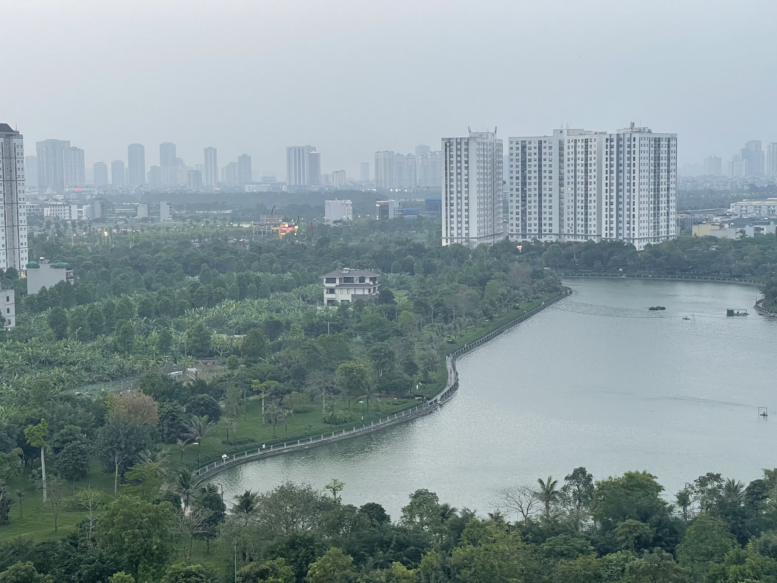 Cần bán căn hộ 2 ngủ rộng 77m, view Hồ, full nội thất tại KDT Thanh Hà Cienco 5 6