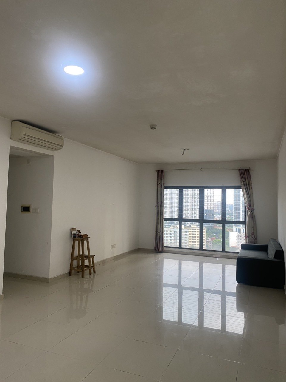 BÁN NHANH CĂN TẦNG TRUNG MULBERRY LANE 137m2, 3PN, GIÁ 5.x tỷ 2