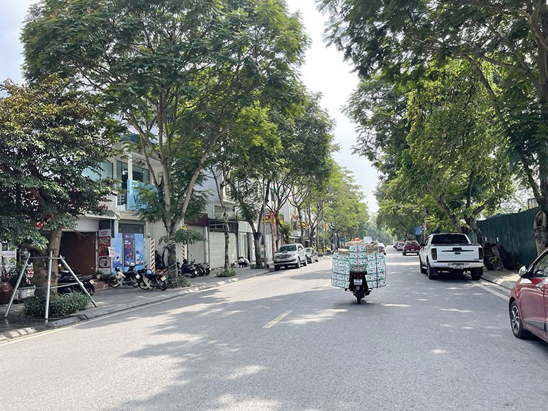 Cần bán Nhà mặt tiền Phường Việt Hưng, Long Biên, Diện tích 96m², Giá 32 Tỷ 2