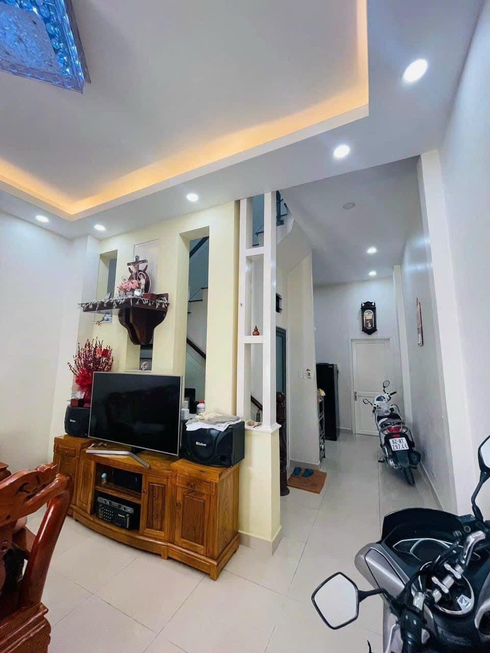 Cần bán Nhà 2 tầng, hẻm xe hơi đường 11, Phường Trường Thọ, Diện tích 71m², Giá 5.5 Tỷ 3