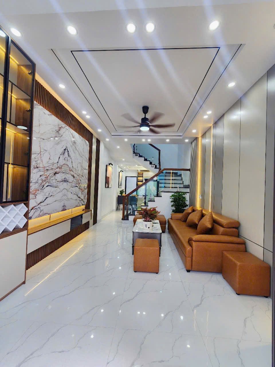 Bán căn nhà 3 tầng ngõ đường Nguyễn Lương Bằng, ph Thanh Bình, TP HD, 48m2, 3 ngủ, 3 vs