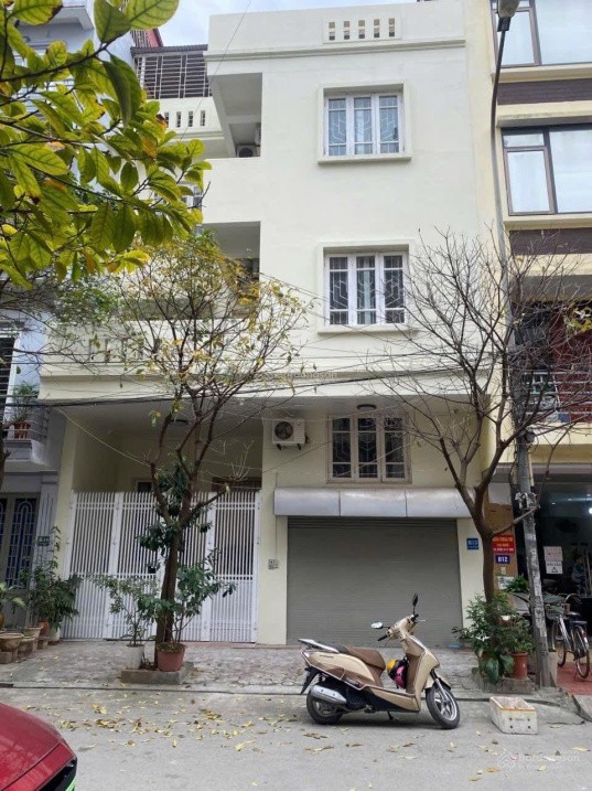BÁN NHÀ 3 TẦNG 70M2, NGÕ HUỲNH VĂN NGHỆ, GÒ VẬP, GIÁ 6.4 TỶ - VỊ TRÍ VÀNG, SỔ HỒNG CHÍNH CHỦ 2