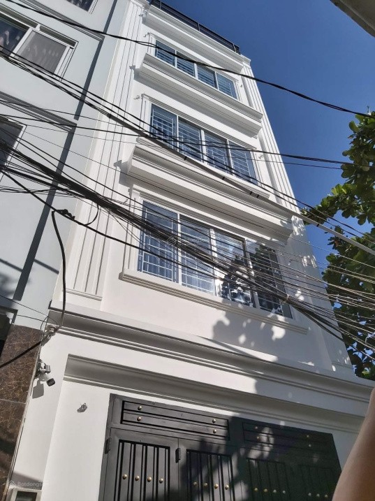 Nhà Tân Hương TP 4x14M2  5 tầng 6PN mới tinh bán nhanh trong1 tuần GIÁ CỰC RẺ