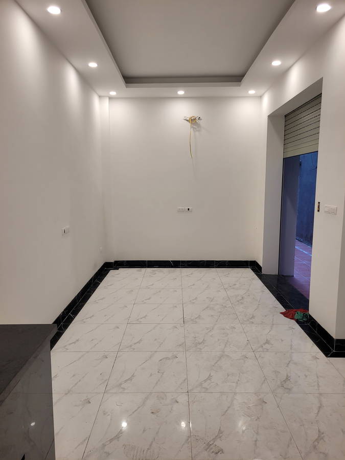 NHÀ MỚI KÍNH KOONG Phúc Lợi 31 m2,X 5 tầng,mặt tiền 4m,4.65 tỷ Long Biên. 2